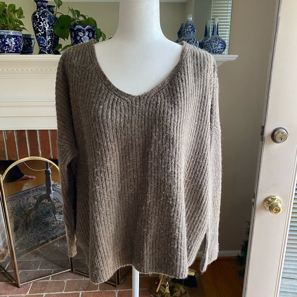 Oversized sweater from topshop. US size 10.